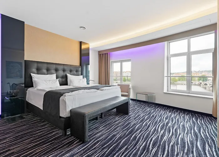 Dancing House - Tancici Dum Hotel